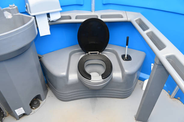 Porta potty delivery and setup in Shinglehouse, PA
